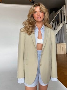 NWT Djerf Avenue Forever Blazer Greige Size XXS